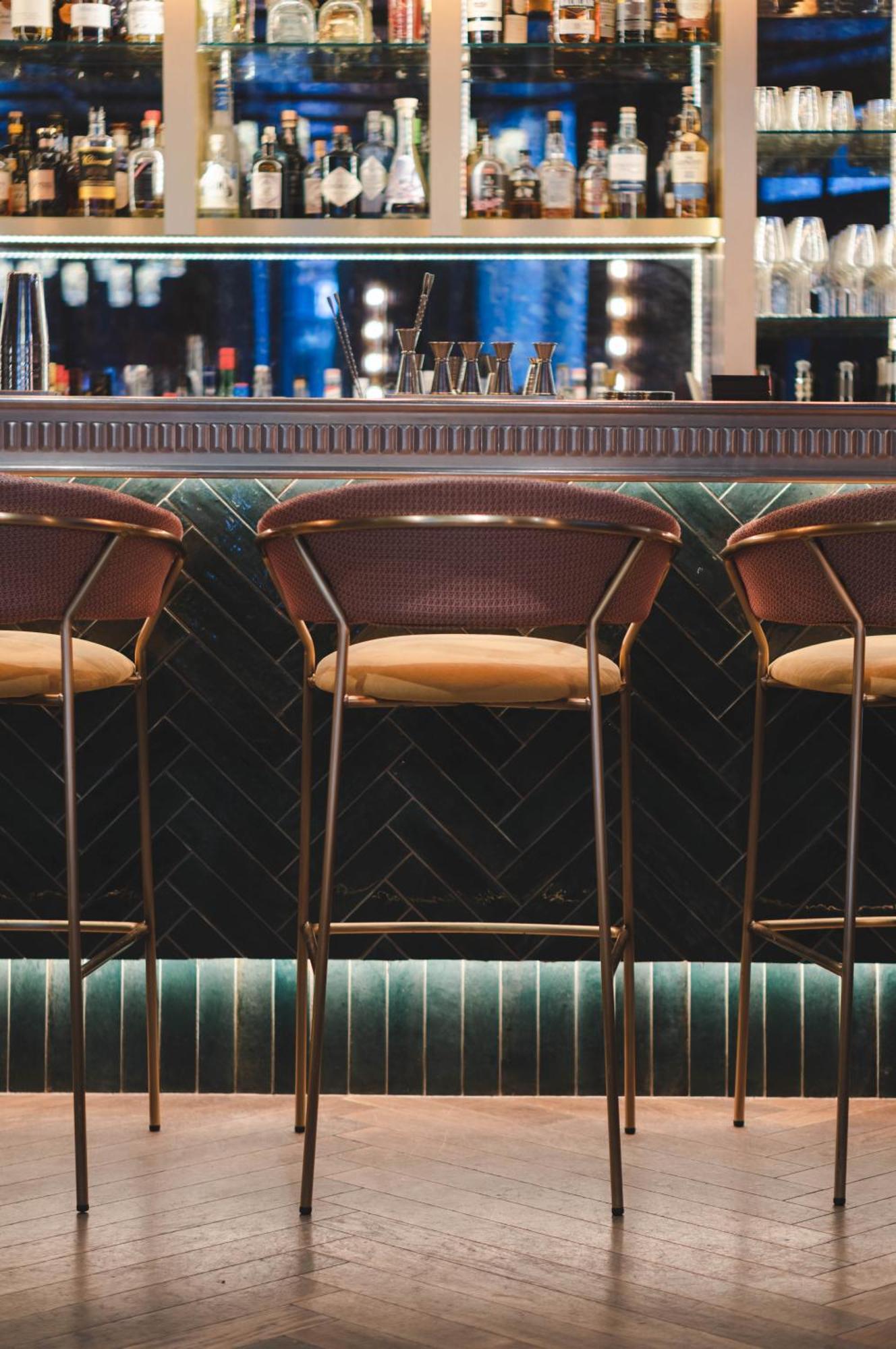 Maison Rouge Strasbourg Hotel & Spa, Autograph Collection Exterior foto Bar stools